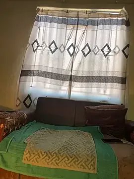 Freechat BigRound-Bootayy on StripChat