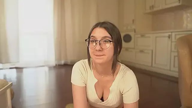 Freechat DarelleFaux on StripChat