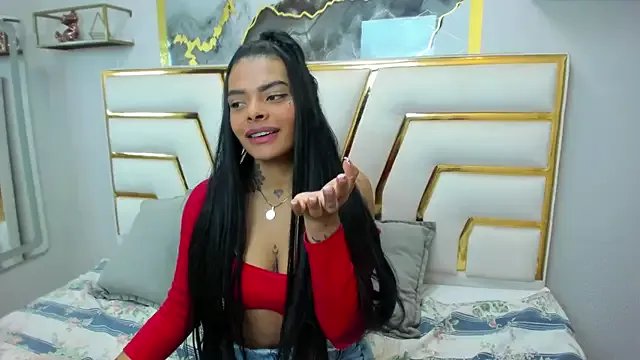 Freechat EmmaEbony_ on StripChat