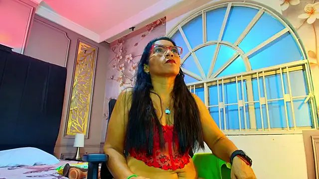 Freechat mature_bigass__ on StripChat