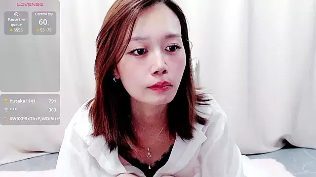 Freechat ningning688 on StripChat