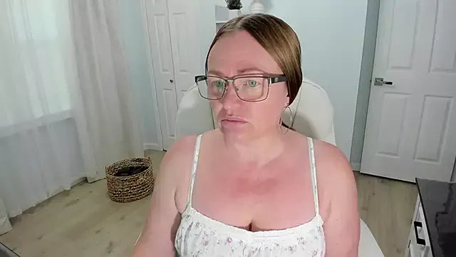 Freechat Vika73 on StripChat