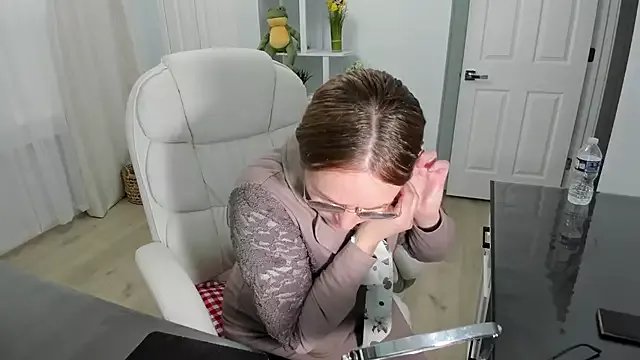 Freechat Vika73 on StripChat